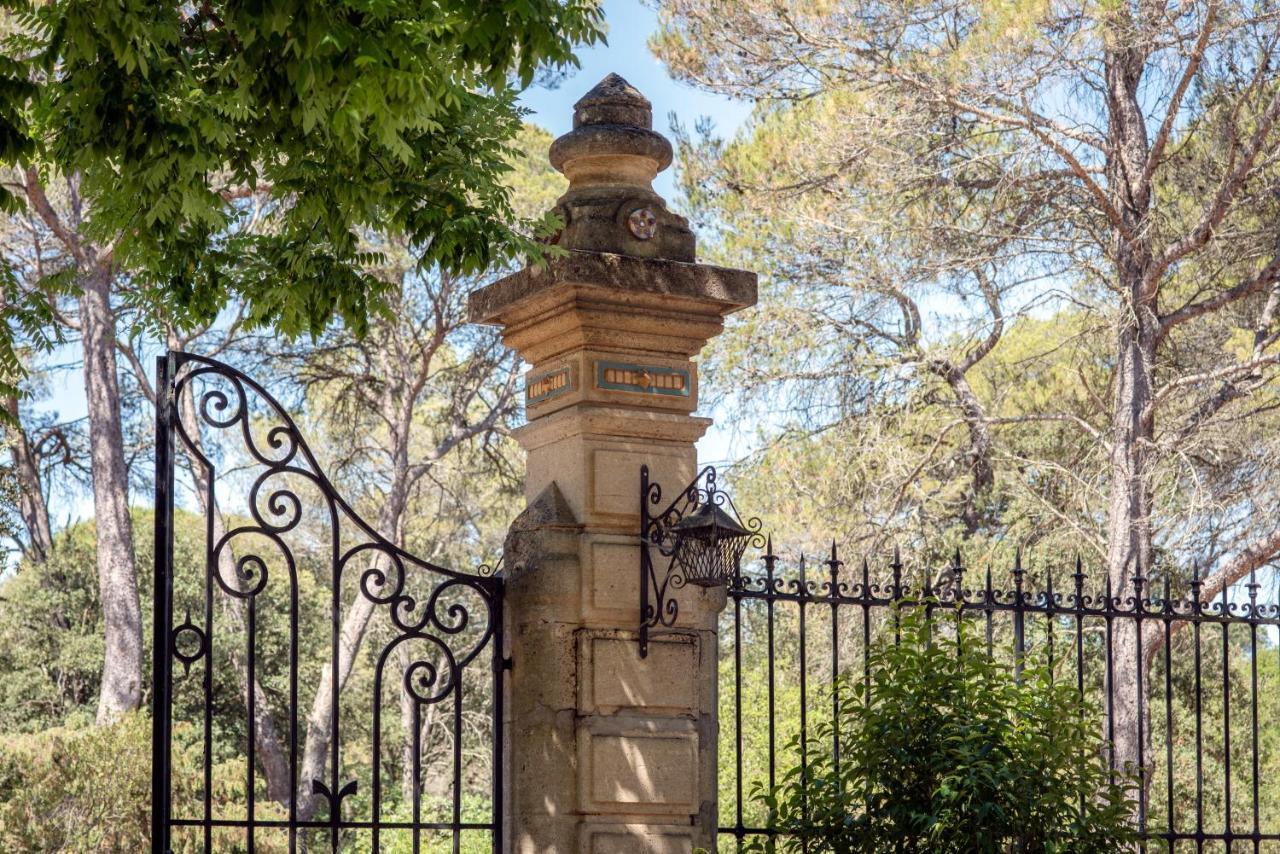 Soko Hotels-Pont Du Gard Ремулен Экстерьер фото